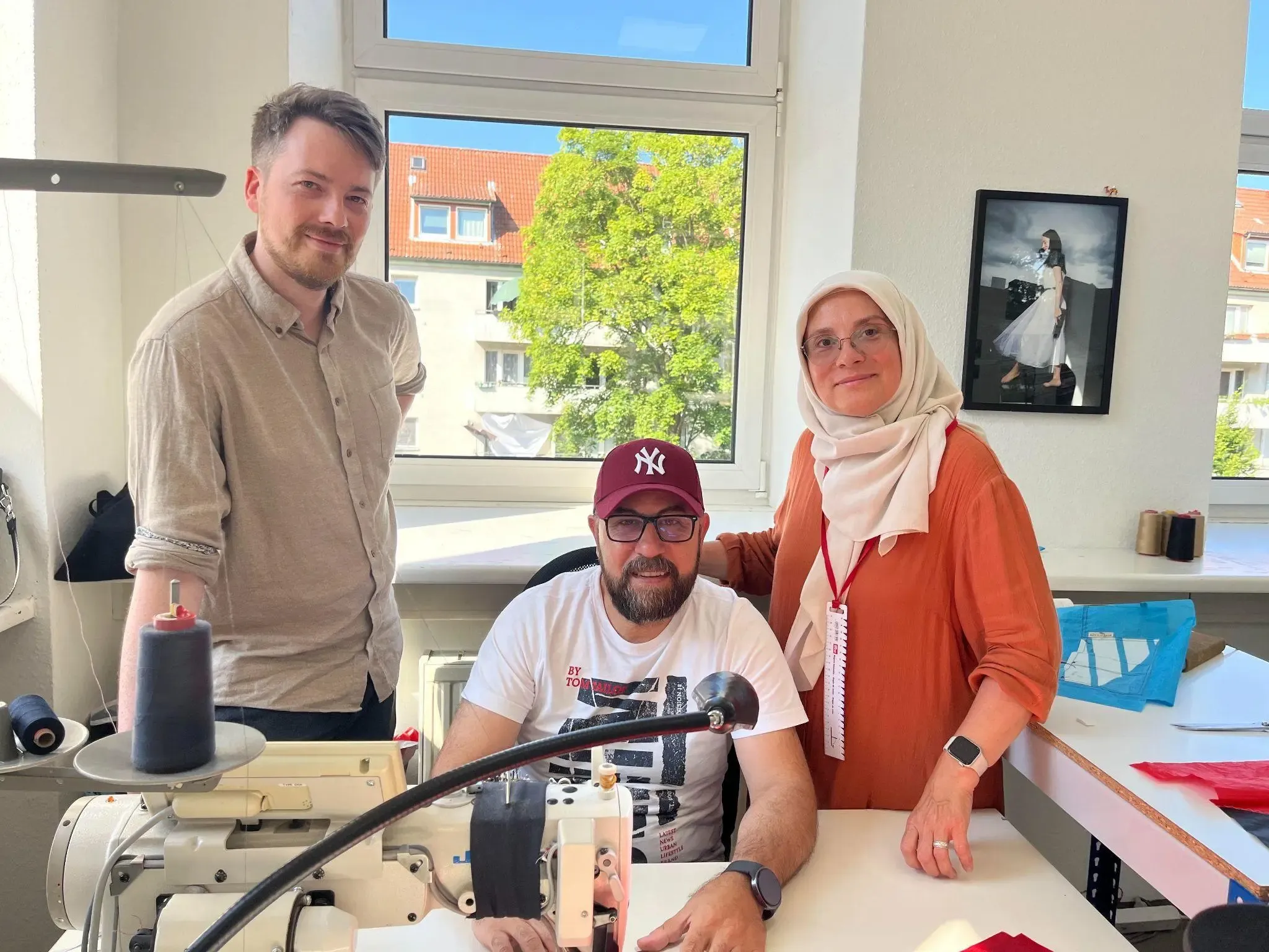 Friedemann Blaffert zu Besuch in der Werkstatt von Made auf Veddel
